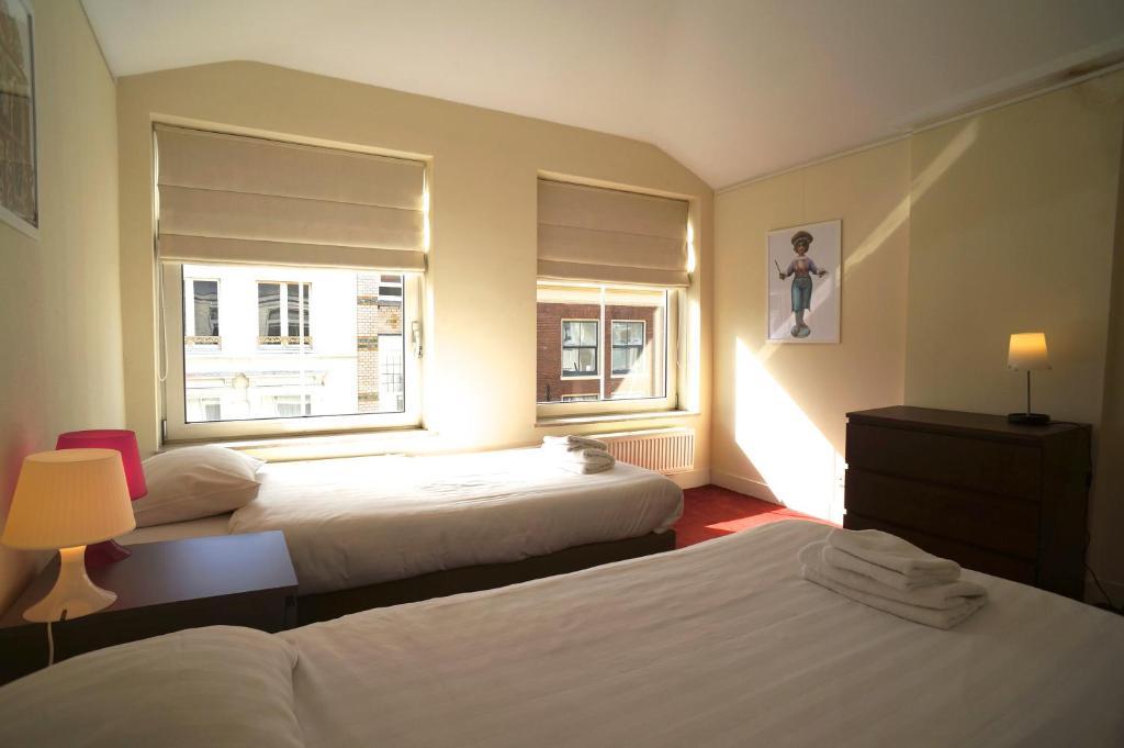 Stayci Serviced Apartments Noordeinde Haia Quarto foto