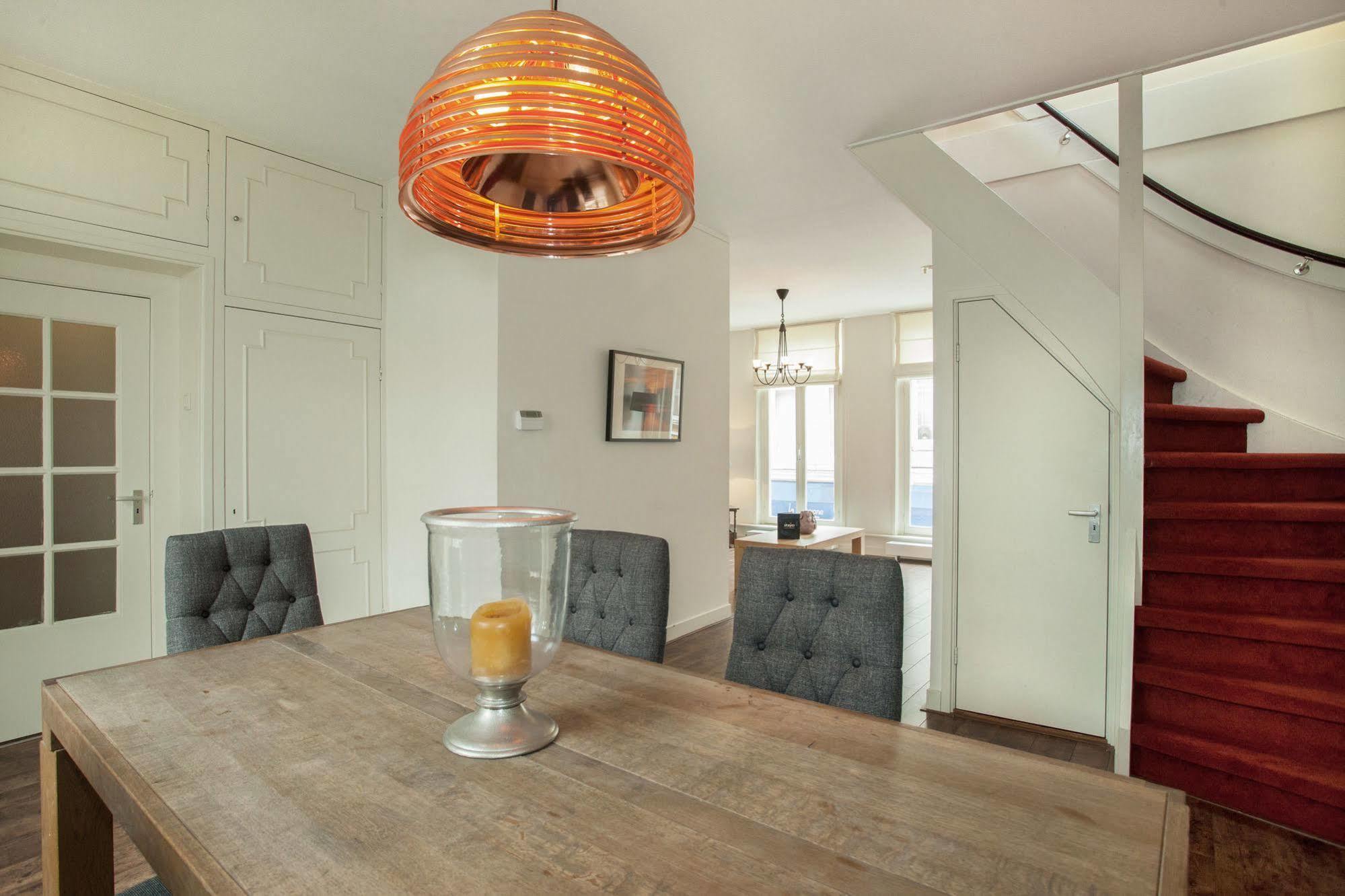 Stayci Serviced Apartments Noordeinde Haia Exterior foto