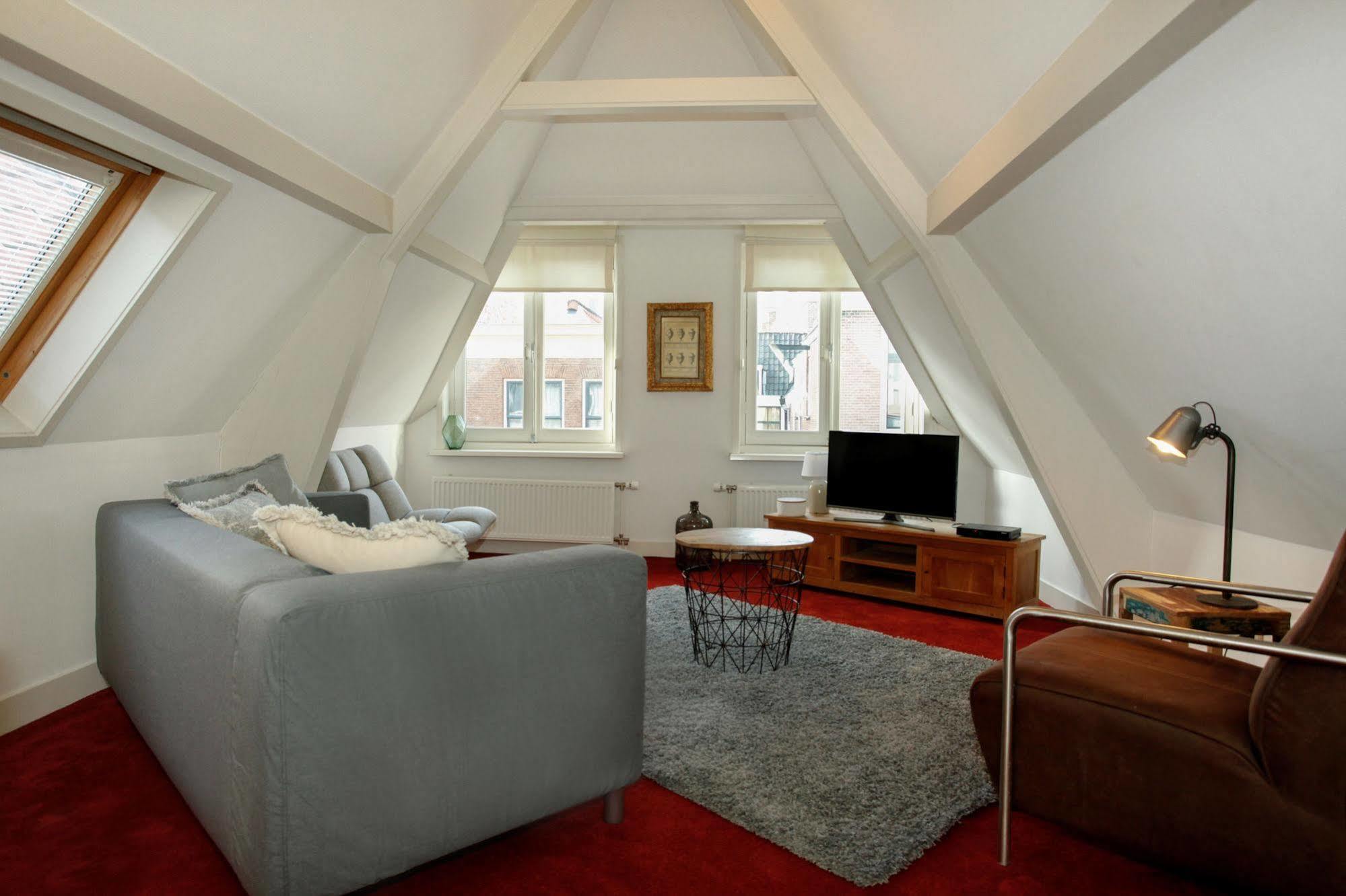 Stayci Serviced Apartments Noordeinde Haia Exterior foto