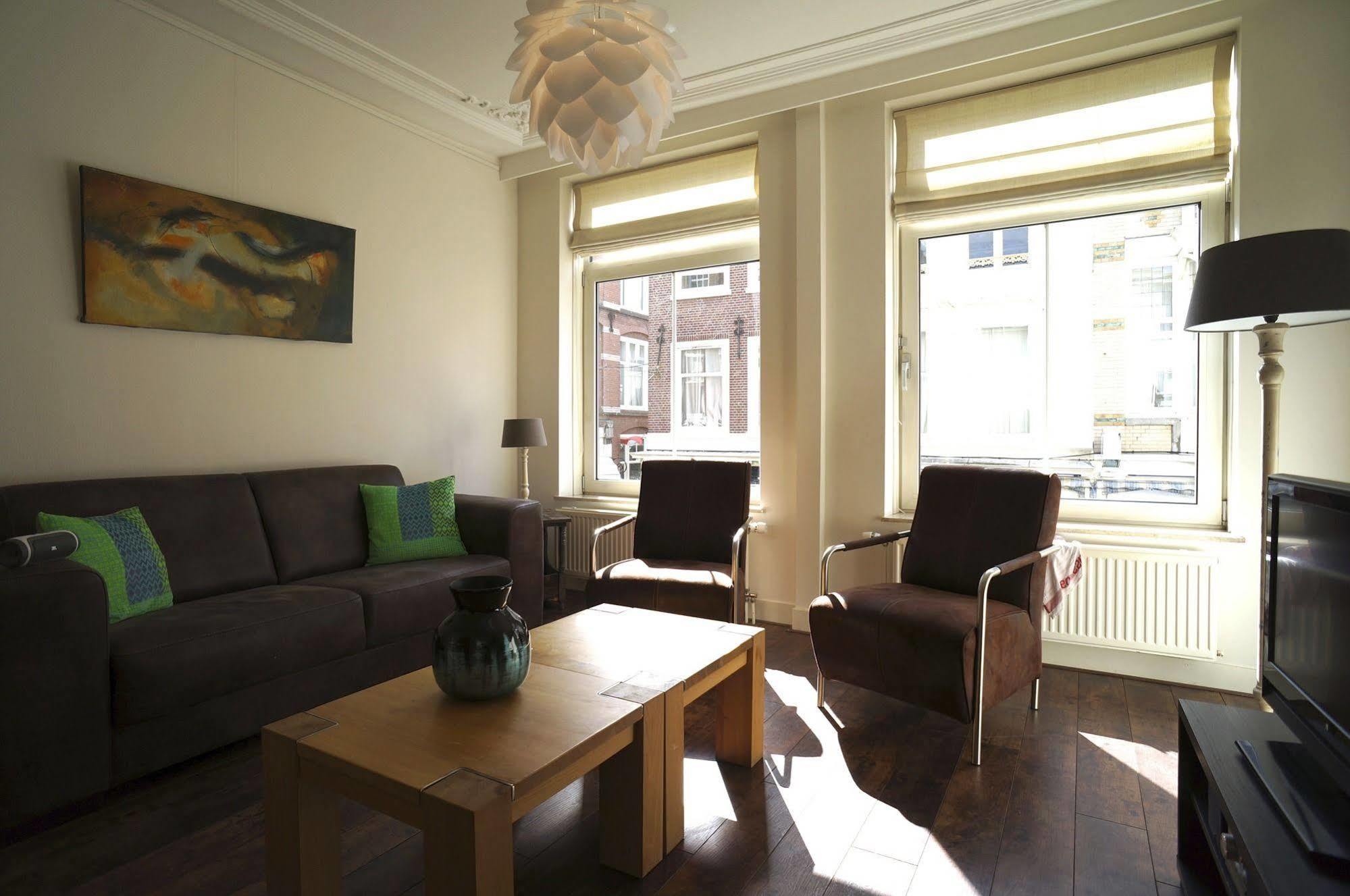 Stayci Serviced Apartments Noordeinde Haia Exterior foto