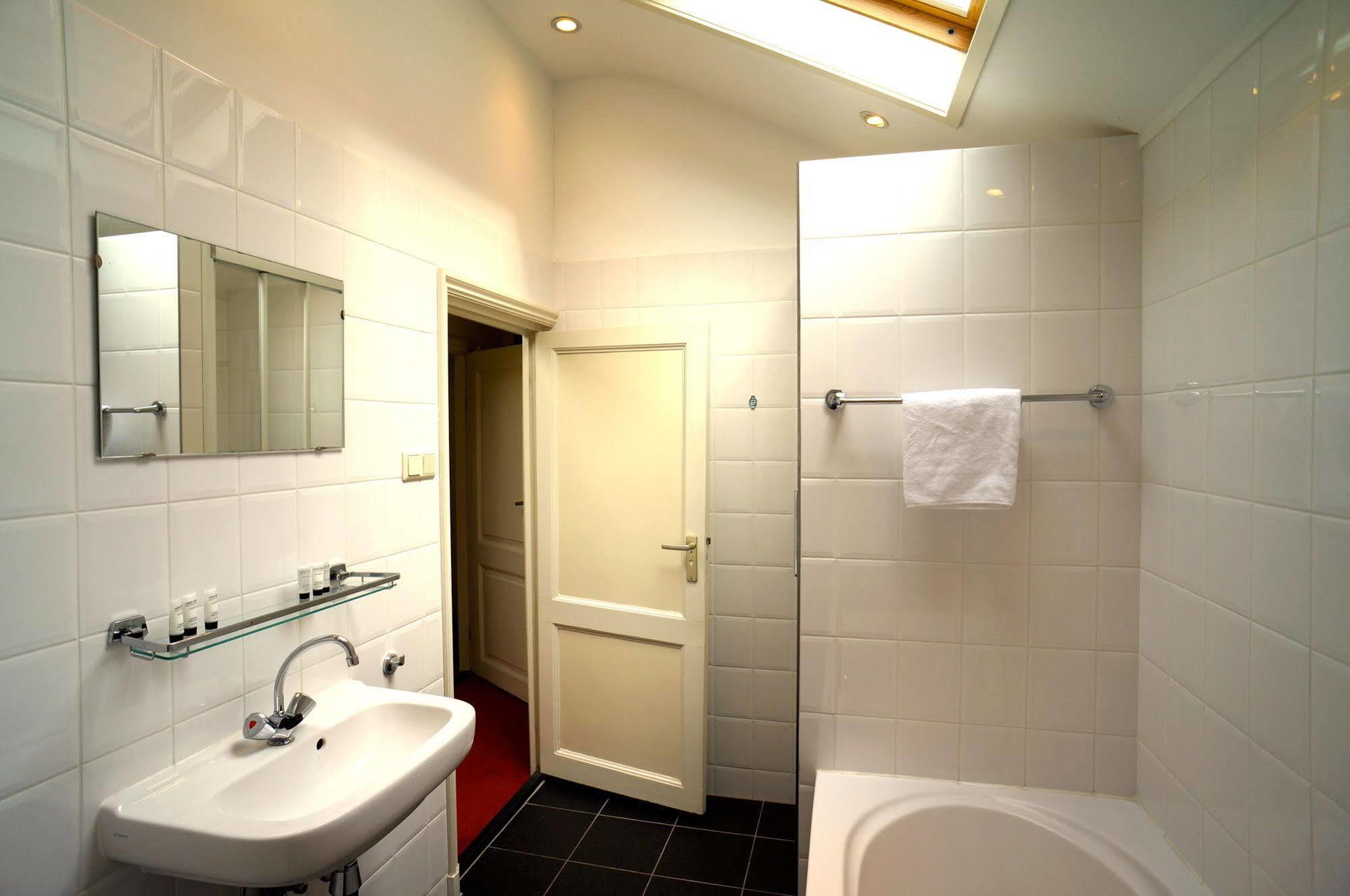 Stayci Serviced Apartments Noordeinde Haia Exterior foto