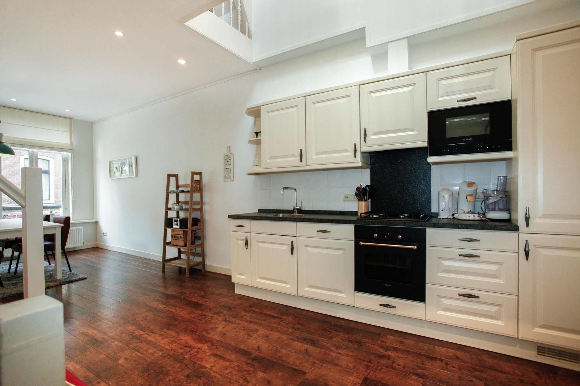 Stayci Serviced Apartments Noordeinde Haia Exterior foto